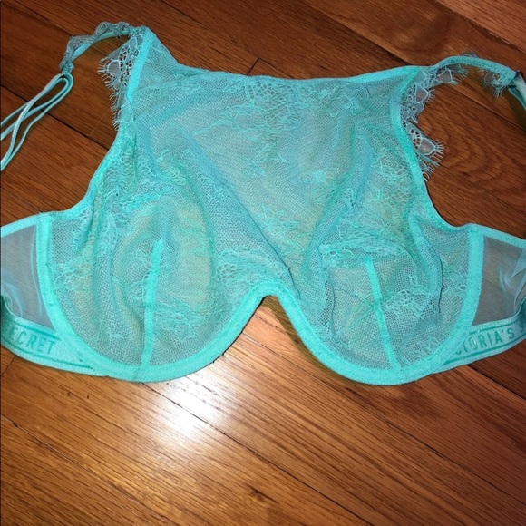 Sold Victoria’s Secret bralette - Picture 6 of 8